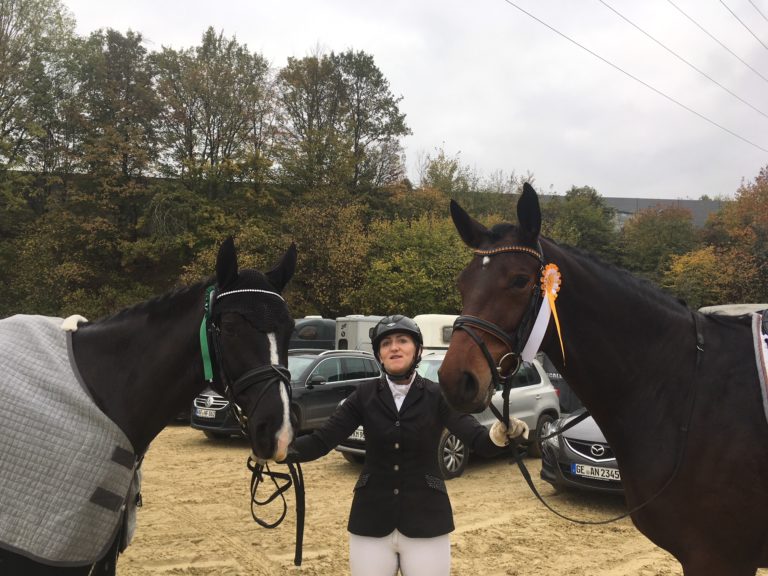 Erfolgreicher November für die Albersloher Reiter